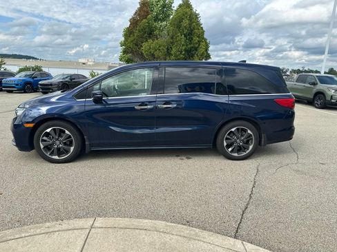 Used 2024 Honda Odyssey Elite image 5