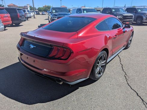 Used 2018 Ford Mustang Coupe RWD image 6