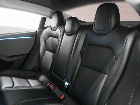 Used 2025 Tesla Model 3 Long Range image 10