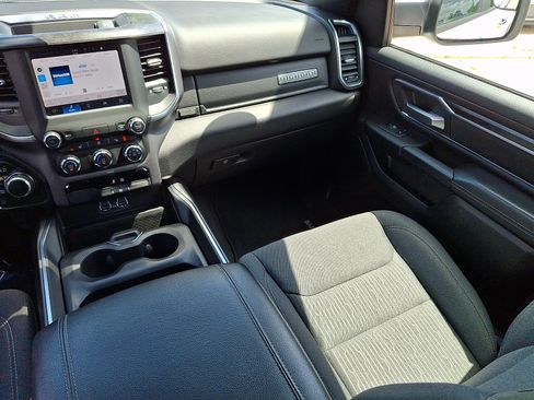 Used 2024 RAM 1500 Big Horn AWD/4WD image 16