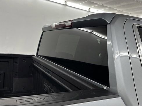 Used 2023 GMC Sierra 1500 SLE image 34