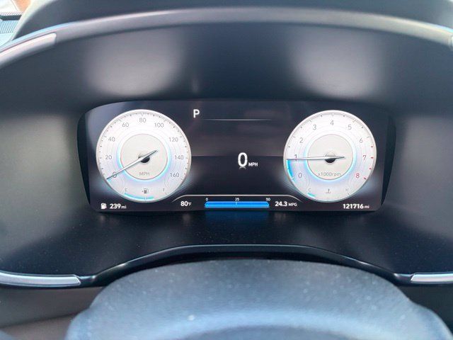 Used 2022 Hyundai Santa Fe Limited FWD image 13