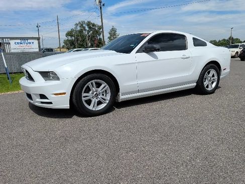 Used 2014 Ford Mustang Coupe RWD image 1