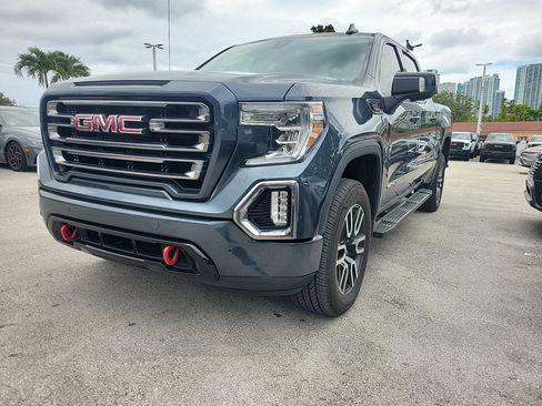 Used 2020 GMC Sierra 1500 AT4 w/ AT4 Premium Package AWD/4WD image 2