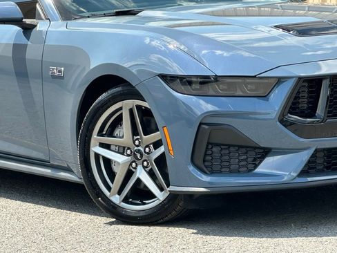 Used 2025 Ford Mustang GT RWD image 31