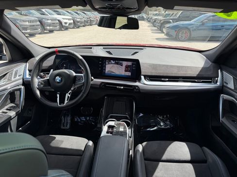 Used 2025 BMW X2 M35i w/ Premium Package image 33