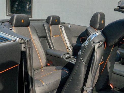 Used 2018 Rolls-Royce Dawn image 14