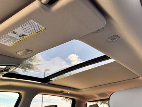 New 2025 RAM 1500 Laramie AWD/4WD image 23