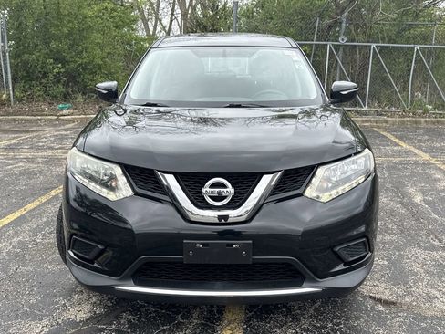 Used 2014 Nissan Rogue S image 2