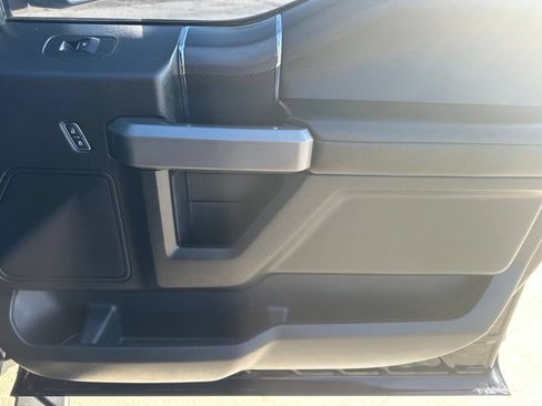 Used 2018 Ford F150 XLT w/ Equipment Group 302A Luxury AWD/4WD image 28