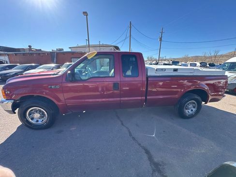 Used 2001 Ford F250 XL image 4