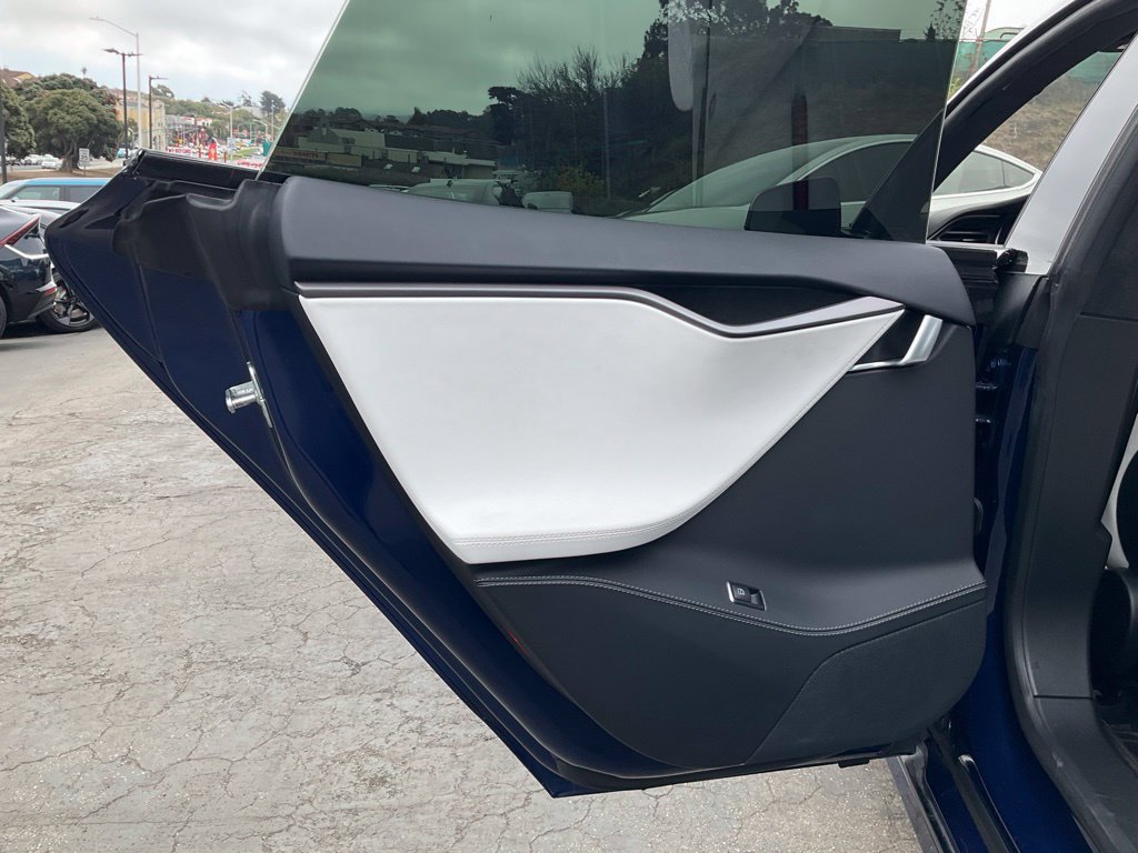 Used 2020 Tesla Model S Performance AWD/4WD image 33