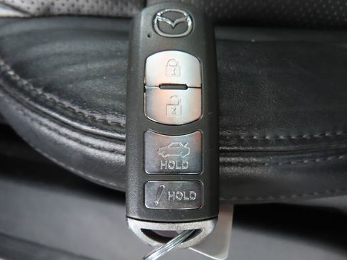 Used 2017 MAZDA MAZDA6 Touring w/ Touring Premium Package FWD image 54