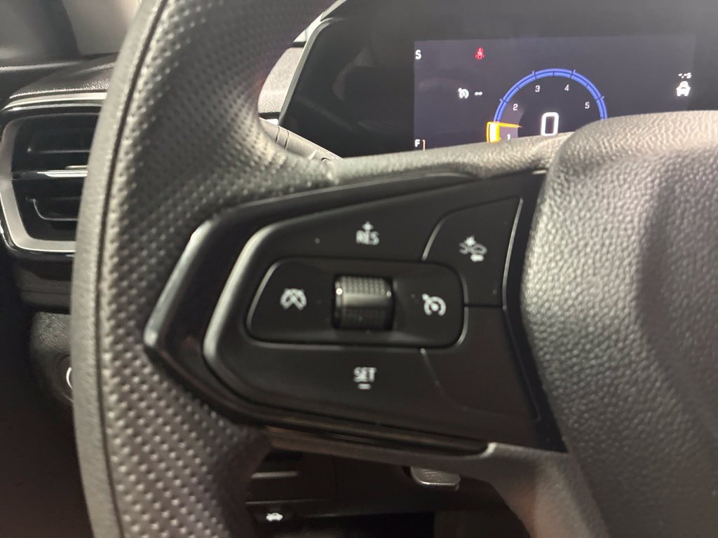 Used 2025 Chevrolet TrailBlazer LT AWD/4WD image 20