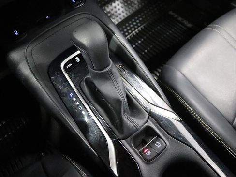 Used 2020 Toyota Corolla XLE image 25