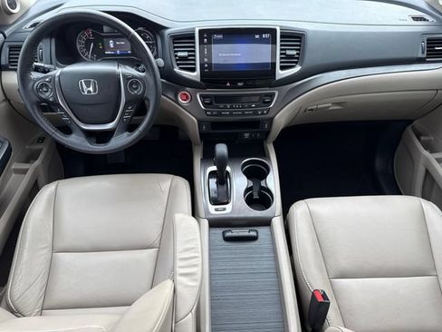 Used 2017 Honda Pilot EX-L image 11