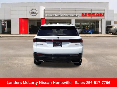 Used 2026 Buick Enclave Sport Touring w/ Power Package FWD image 5