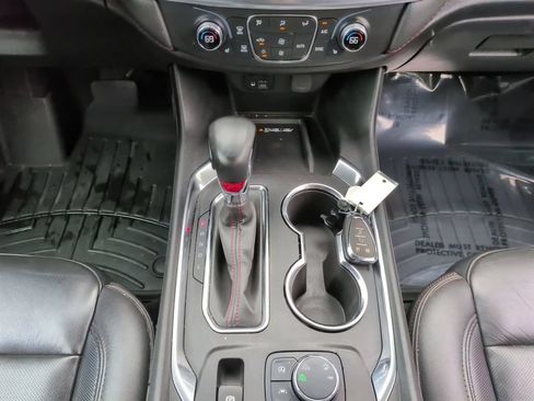 Used 2023 Chevrolet Traverse RS AWD/4WD image 14