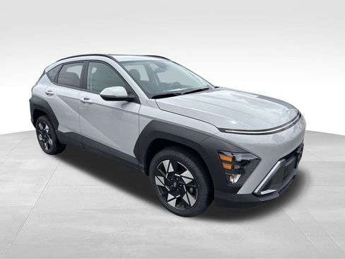 Used 2025 Hyundai Kona SEL AWD/4WD image 8
