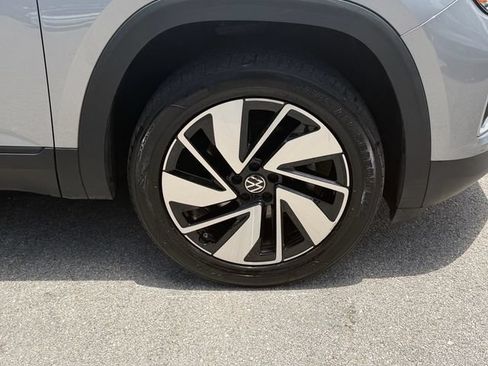 Used 2024 Volkswagen Atlas SE FWD image 10