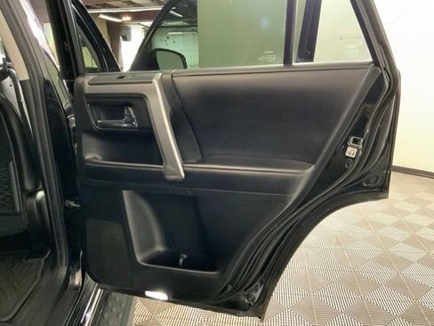 Used 2016 Toyota 4Runner Limited AWD/4WD image 51