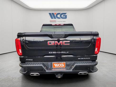 Used 2022 GMC Sierra 1500 Denali w/ Denali Reserve Package image 12