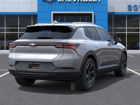 New 2026 Chevrolet Equinox EV LT image 4