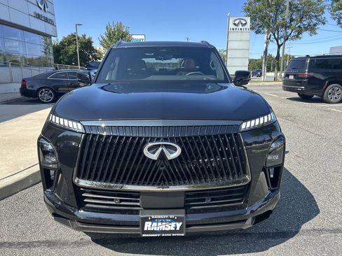 New 2026 INFINITI QX80 Autograph w/ Premium Cargo Package image 3