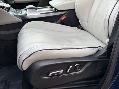 Used 2023 Acura MDX SH-AWD w/ Advance Package image 17