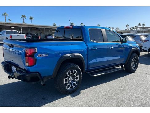 Used 2024 Chevrolet Colorado Z71 w/ Z71 Convenience Package 2 image 5