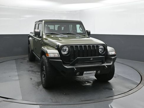 Used 2022 Jeep Gladiator Sport AWD/4WD image 17