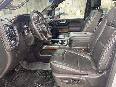 Used 2022 Chevrolet Silverado 3500 High Country w/ Z71 Off-Road Package image 34