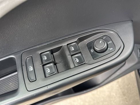Used 2022 Volkswagen Taos S AWD/4WD image 14