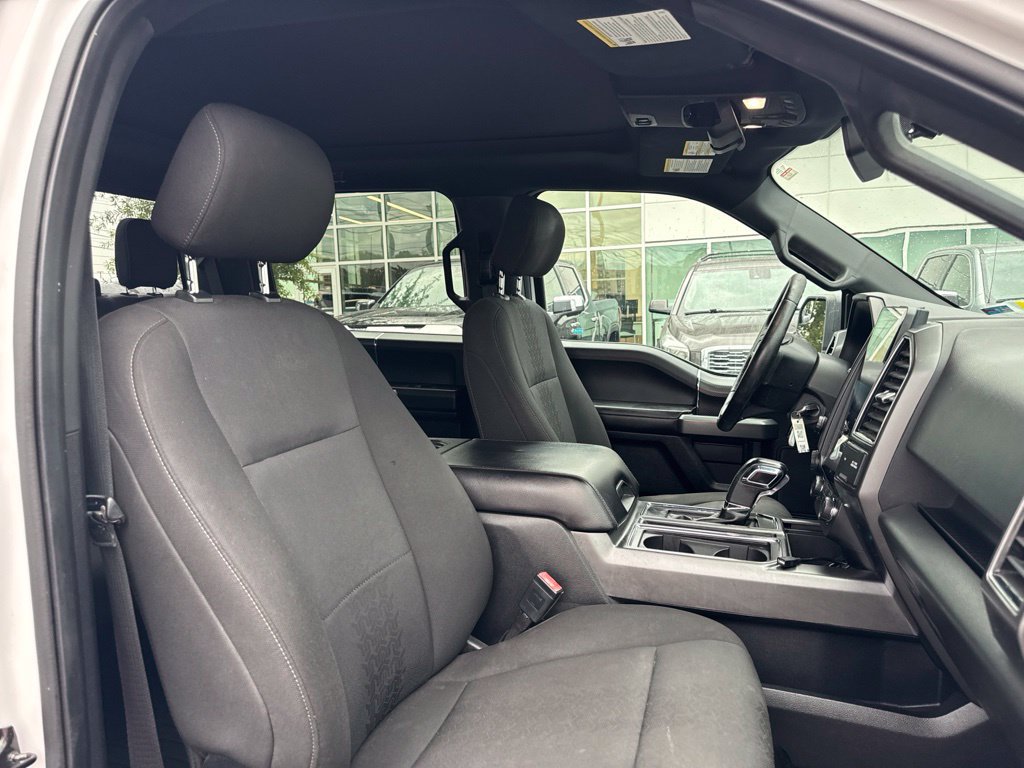 Used 2018 Ford F150 XLT w/ Equipment Group 302A Luxury AWD/4WD image 19