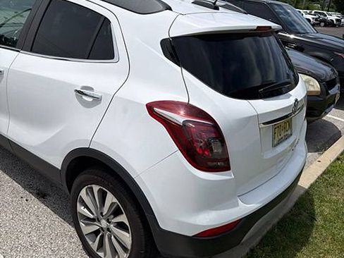 Used 2019 Buick Encore Preferred AWD/4WD image 8