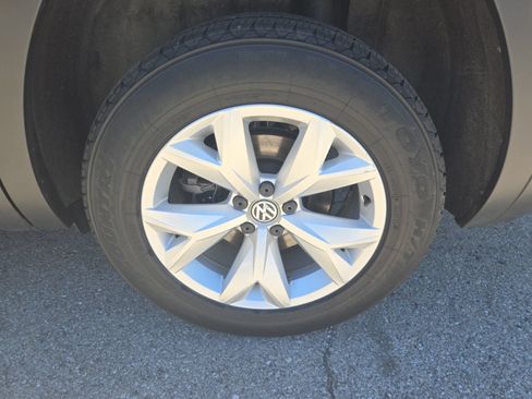 Used 2018 Volkswagen Atlas SE AWD/4WD image 15