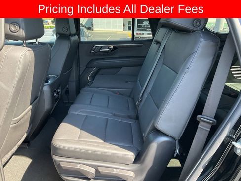 Used 2025 Chevrolet Tahoe LT AWD/4WD image 14