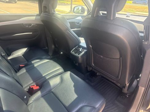 Used 2017 Volvo XC90 T6 Momentum w/ Vision Package AWD/4WD image 15