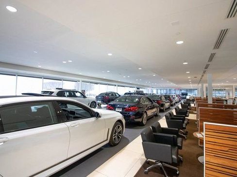 Used 2025 BMW 760i xDrive w/ Executive Package AWD/4WD image 30