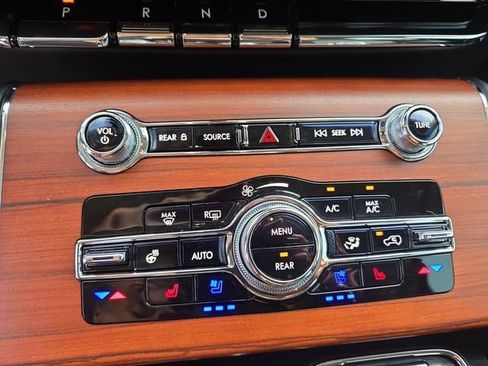 Used 2022 Lincoln Aviator Reserve w/ Equipment Group 201A AWD/4WD image 33