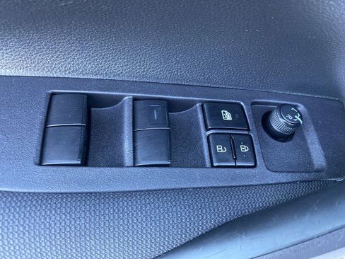 Used 2024 Toyota Corolla LE image 22