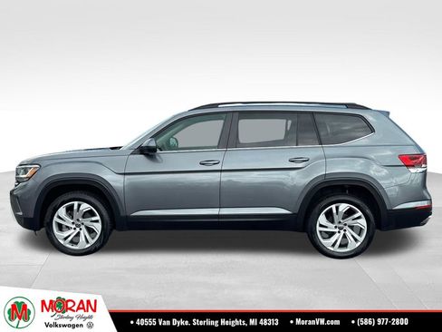 Certified 2023 Volkswagen Atlas SE w/ Panoramic Sunroof Package AWD/4WD image 2