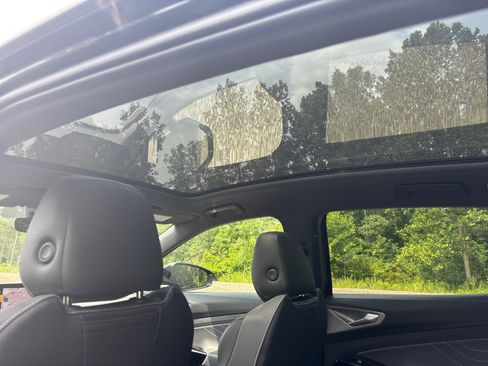 Used 2024 Volkswagen ID.4 S image 25