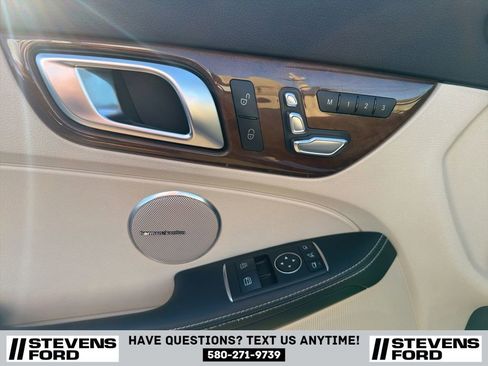 Used 2017 Mercedes-Benz SLC 300 image 26