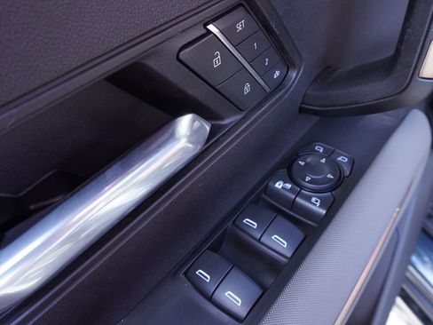 Certified 2025 GMC Hummer EV 2X w/ LPO, Dark Essentials Package image 14