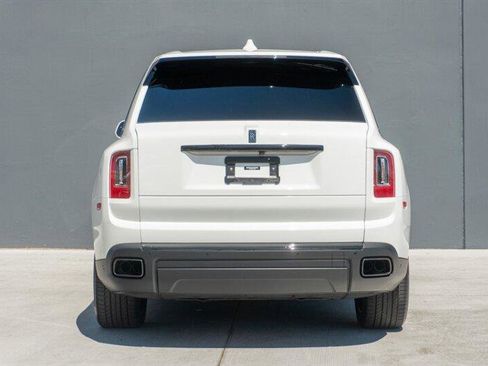 Used 2024 Rolls-Royce Cullinan Black Badge image 7