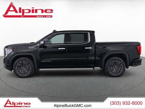 Used 2022 GMC Sierra 1500 Denali Ultimate AWD/4WD image 6