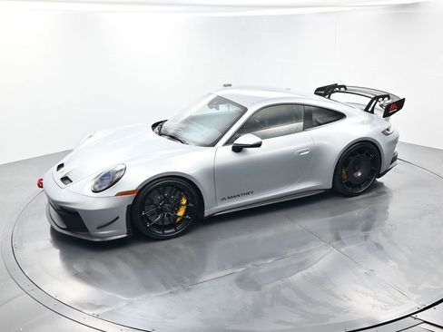 Certified 2022 Porsche 911 GT3 image 35