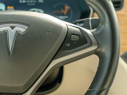 Used 2019 Tesla Model S Long Range image 25