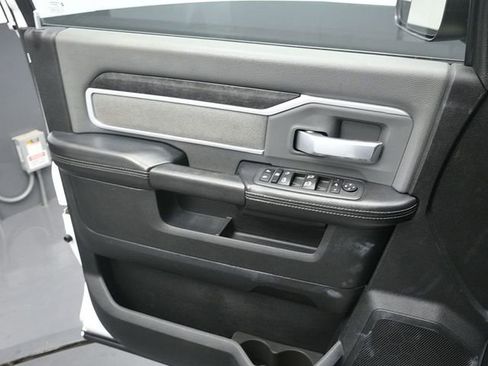 Used 2022 RAM 2500 Big Horn w/ Level 1 Equipment Group image 22